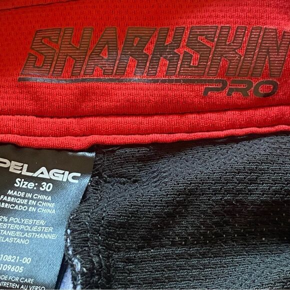 Pelagic Sharkskin Pro Ambush Camo Black Print Board Shorts Size 30 - Picture 4 of 15